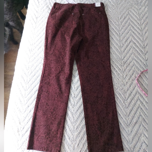 Gloria Vanderbilt midrise Jean Camo size 10 - Picture 4 of 6